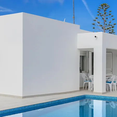 Vakantiehuis Aday And Ixeia Cala Blanca (Menorca)