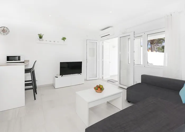 Aday And Ixeia * Cala Blanca (Menorca)